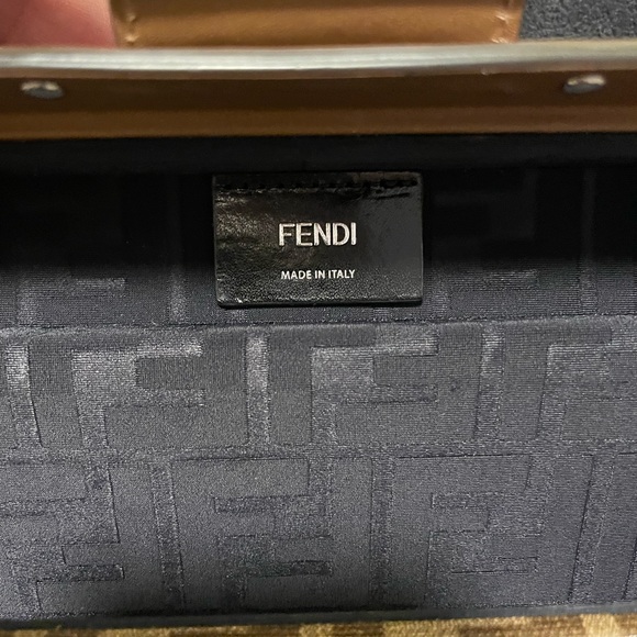 Fendi Baguette Trunk Mini - Picture 11 of 11